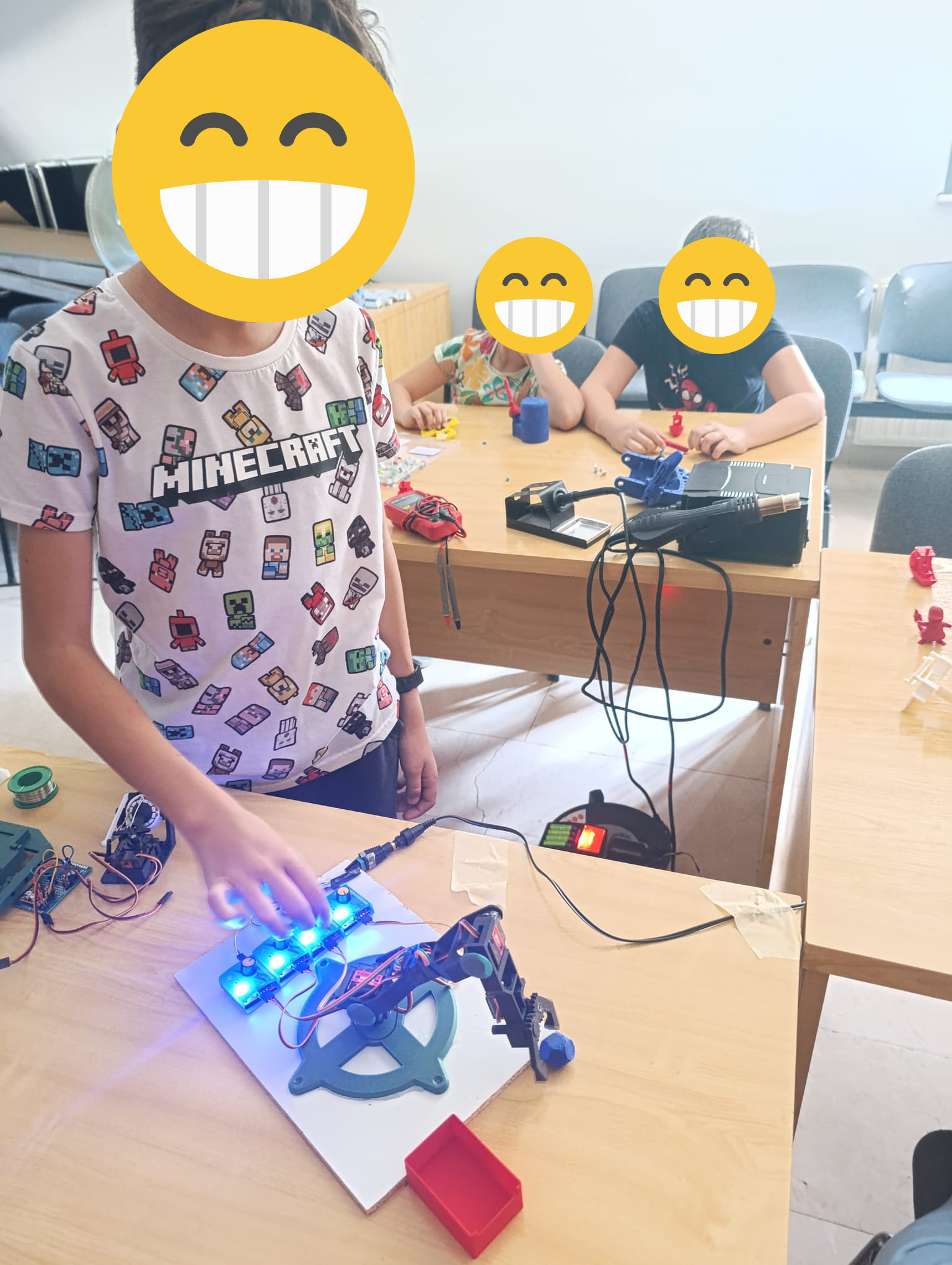 Taller de iniciación a la robótica en La Cañada